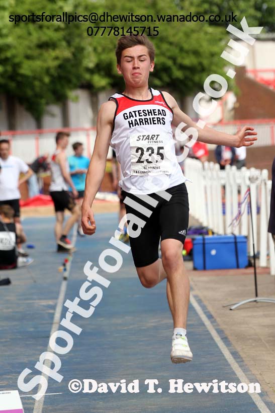 Boys under-15s, North East Track and Field Champs., Gateshead. Photo: David T. Hewitson/Sports for All Pics